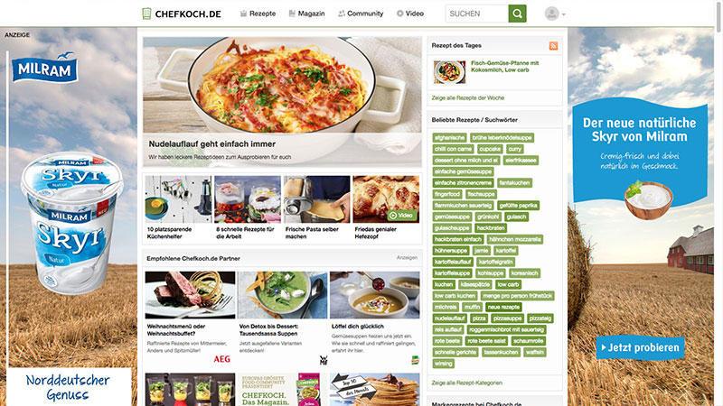 Rezept-Webseite mit Milram Skyr Werbung und Nudelauflauf.