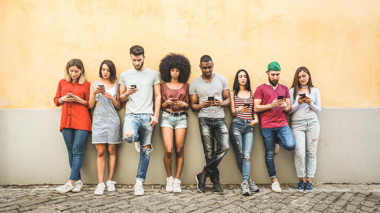 Auf der Suche nach Selbstbestimmung im medialen Multiversum