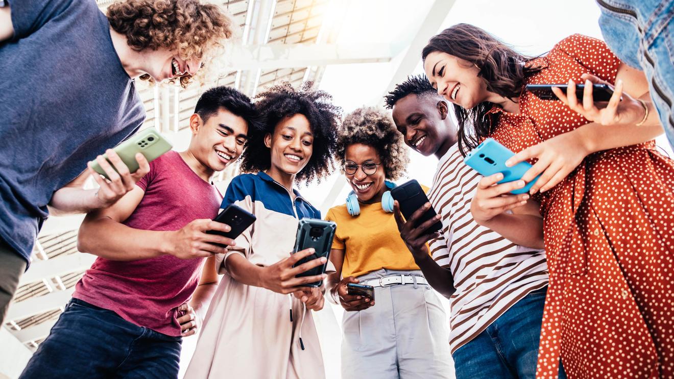 Social-Media-Atlas 2022: Stärkste Aktivität in der Gen Z