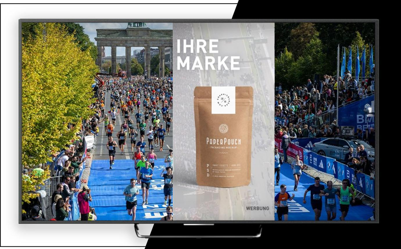 Das Bild zeigt eine große Menschenmenge, die an einem Marathonlauf in einer städtischen Umgebung teilnimmt. Im Hintergrund ist das Brandenburger Tor zu sehen, was auf eine Veranstaltung in Berlin hinweist. Über dem Bild liegt eine Werbeanzeige für ein Produkt namens 'PodPouch', mit dem Text 'IHRE MARKE'. Die Kombination aus sportlicher Aktivität und kommerzieller Werbung verleiht dem Bild eine moderne und dynamische Atmosphäre.
#!#
Marathon,Berlin,Brandenburger Tor,Läufer,Sportveranstaltung,Werbung,PodPouch,Menschenmenge,Stadt,Markenpräsentation